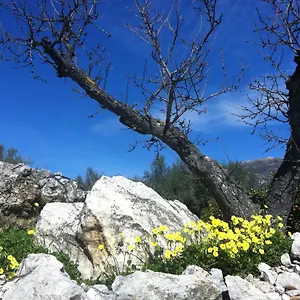 Villa La Fuente, Mondrón